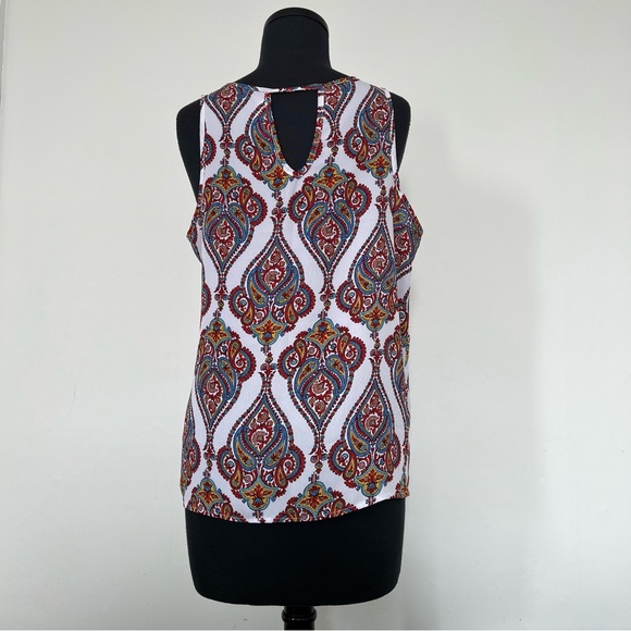 Pink Rose White Semi Sheer Paisley Print Tank with Keyhole, L - Picture 2 of 9